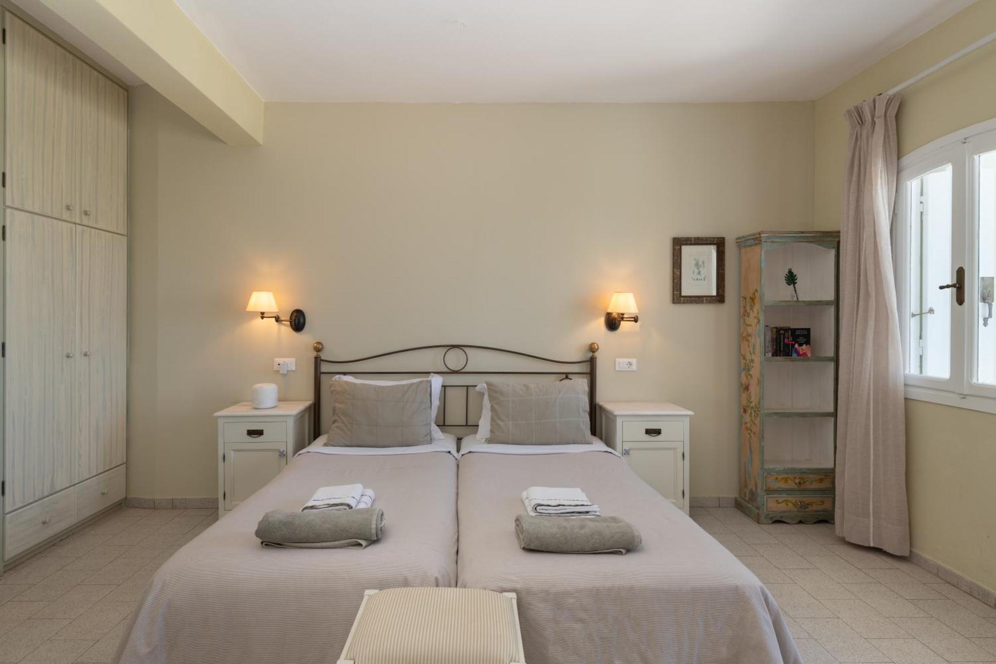 Adrakos Apartments (Adults Only) Элунда Экстерьер фото