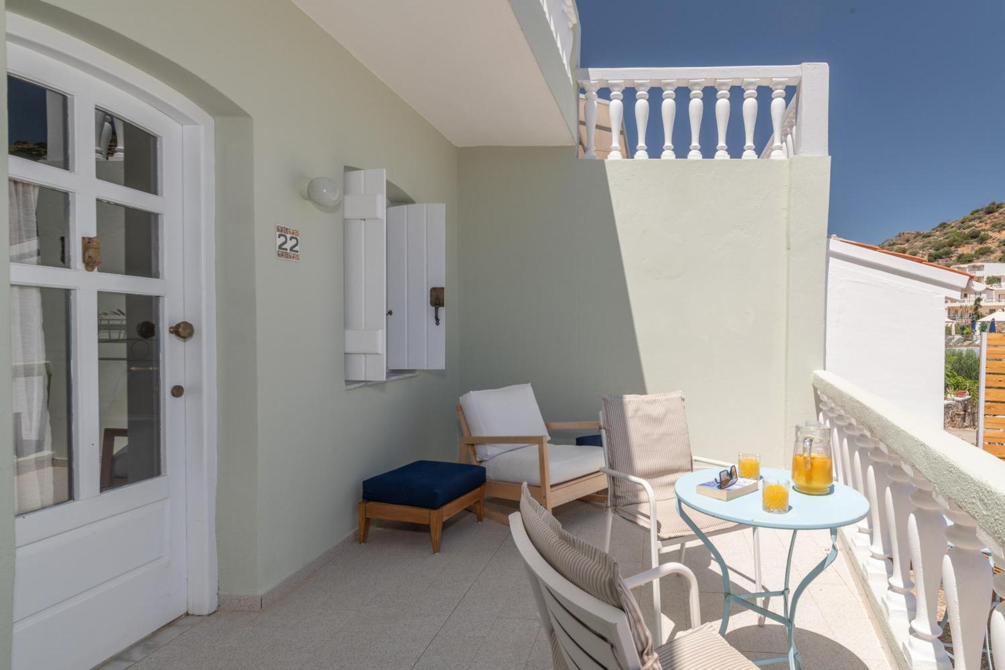 Adrakos Apartments (Adults Only) Элунда Экстерьер фото